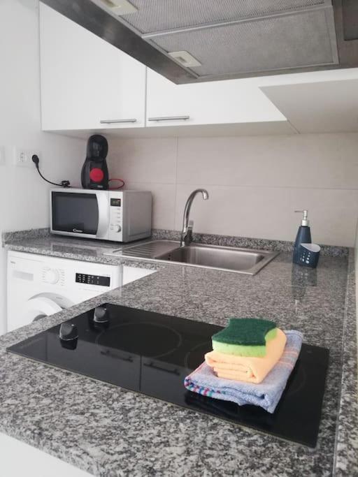 Blue Ocean Corralejo: Sunny Terrace, Pool, Wifi Apartment Exterior photo